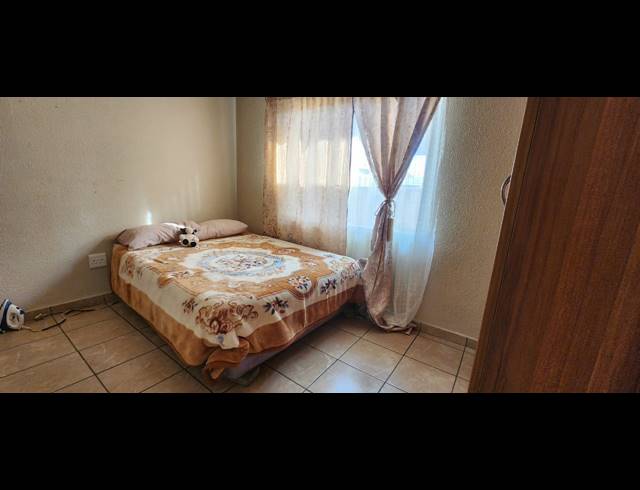 3 BEDROOM HOUSE FOR SALE IN WATERKLOOF HILL ESTATE